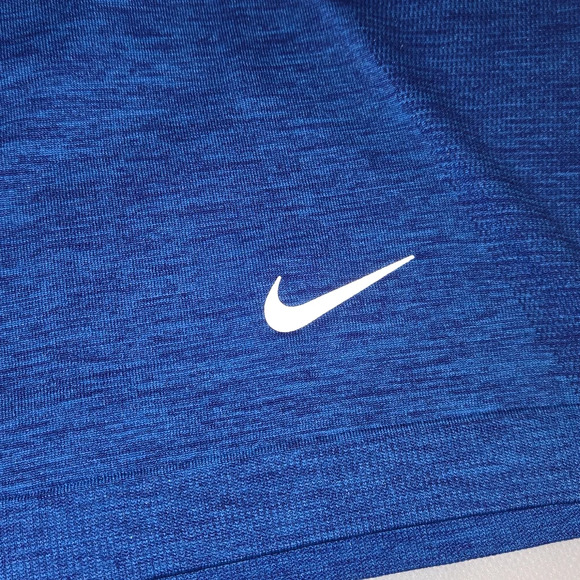 1 Nike Women's Blue Athletic Tank Top - Picture 3 of 4